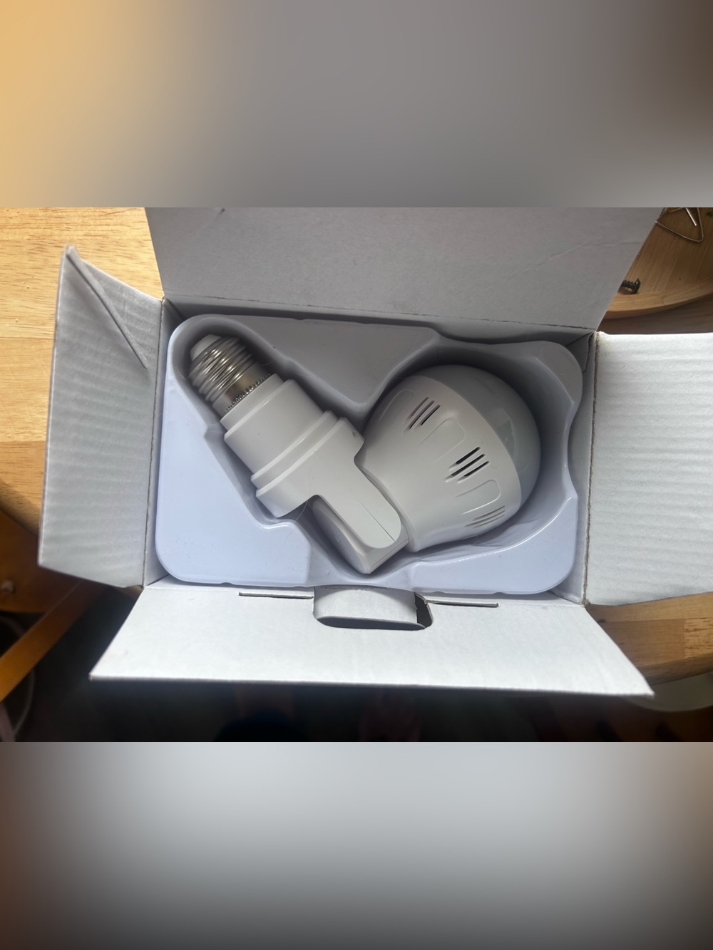 Lightbulb Security Camera - Picture 5 of 5